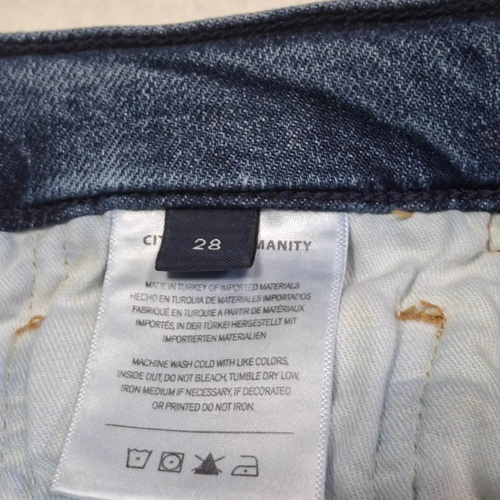 Citizens Of Humanity size 28